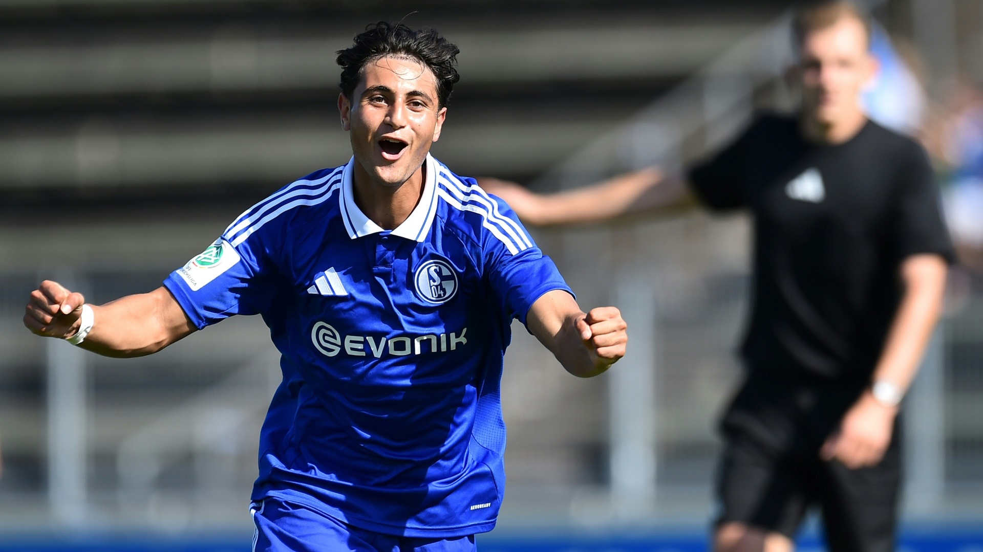 Ayman Gulasi geht derzeit für die Schalker U19 auf Torejagd