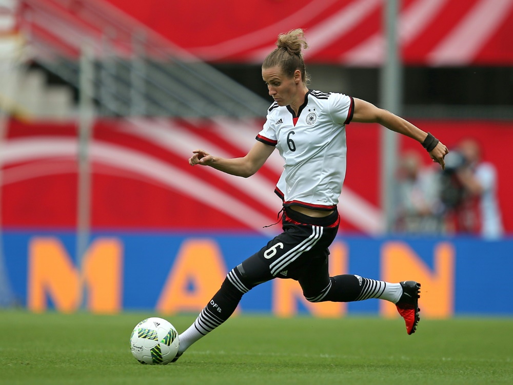 Simone Laudehr bleibt bis 2020 in München