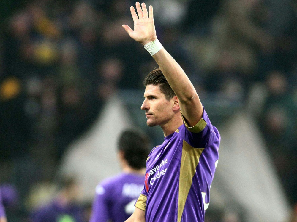 Gomez soll den AC Florenz wohl doch verlassen Gomez soll den AC Florenz wohl doch verlassen
