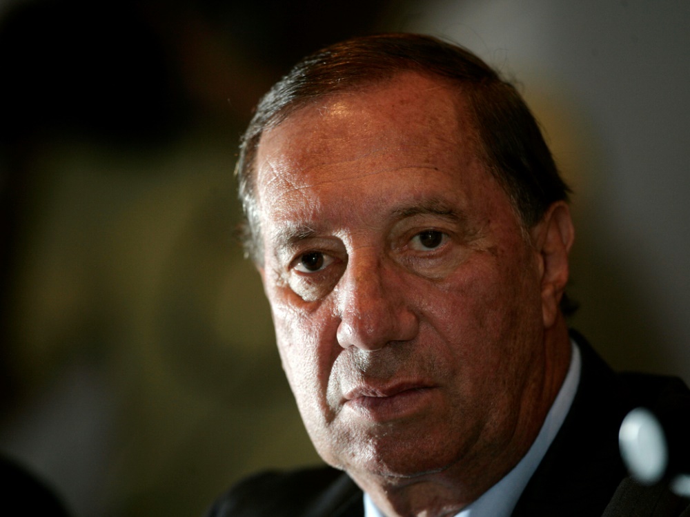 Bilardo wurde am Samstag in ein Krankenhaus eingeliefert Bilardo wurde am Samstag in ein Krankenhaus eingeliefert
