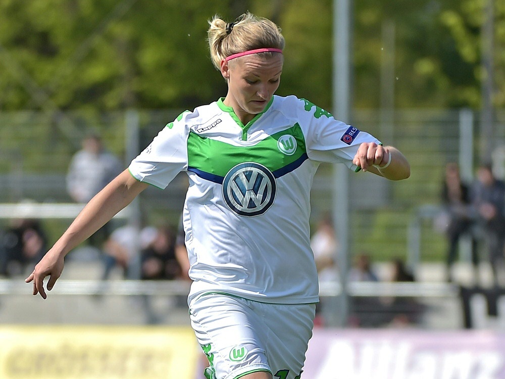 Alexandra Popp erzielt das 1:0 für Wolfsburg