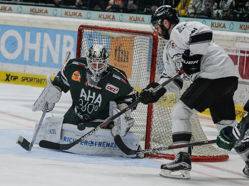 Dupuis (re.) bleibt bis zum Ende der Saison 2019/20 Dupuis (re.) bleibt bis zum Ende der Saison 2019/20