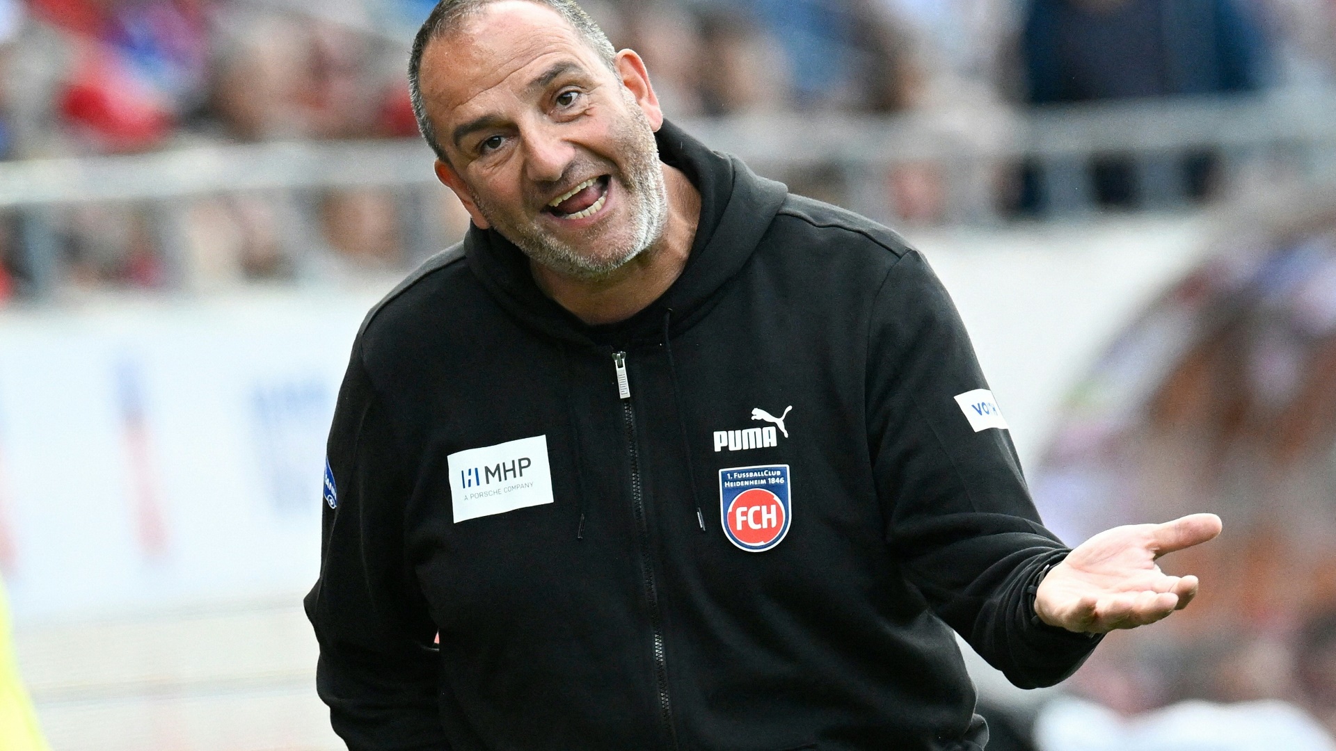 Heidenheims Trainer Frank Schmidt ist bereit für das DFB-Pokalduell mit Gladbach Heidenheims Trainer Frank Schmidt ist bereit für das DFB-Pokalduell mit Gladbach