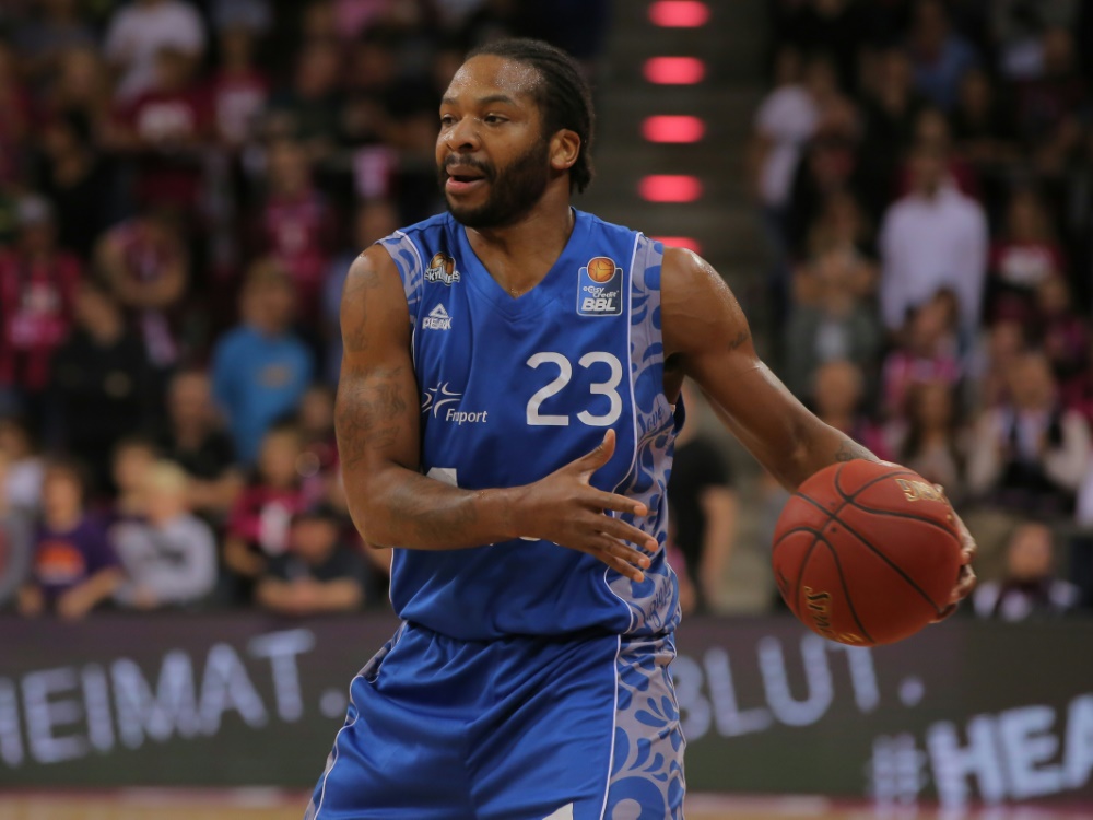 Neben Robertson reisen vier weitere Spieler in die USA Neben Robertson reisen vier weitere Spieler in die USA