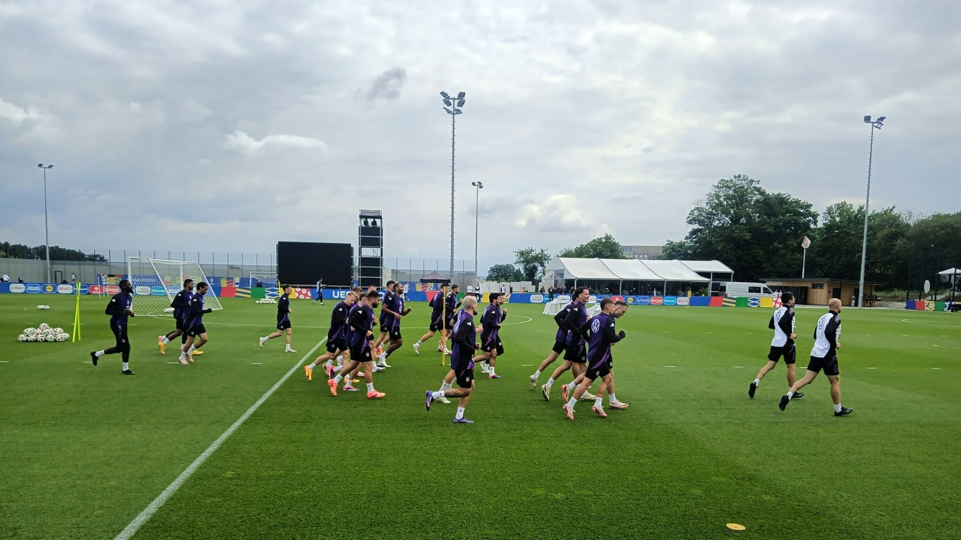 Das DFB-Training am Dienstag in Herzogenaurach Das DFB-Training am Dienstag in Herzogenaurach