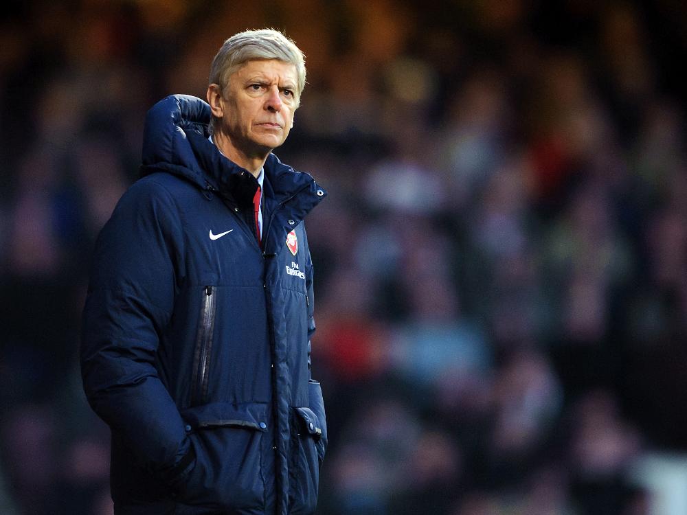 Wenger verteidigt Özil nach schwacher Leistung Wenger verteidigt Özil nach schwacher Leistung