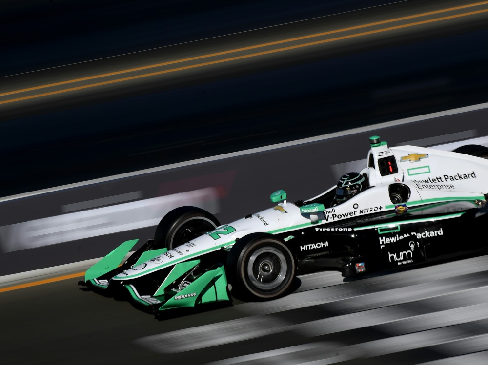 Simon Pagenaud gewinnt zum ersten Mal die Indy 500 Simon Pagenaud gewinnt zum ersten Mal die Indy 500