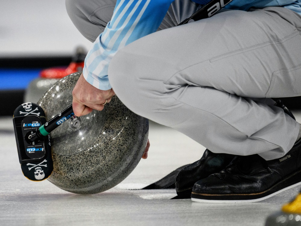 Die deutschen Curling-Männer verlieren zum Auftakt
