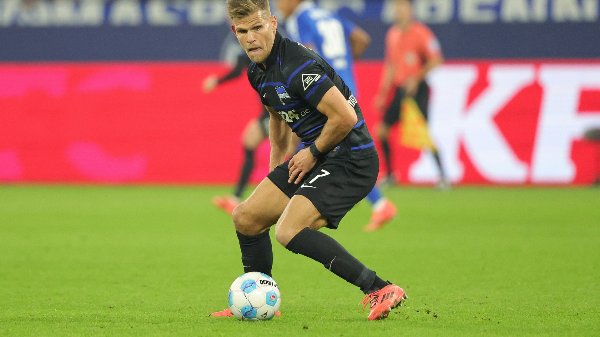 Hertha-Angreifer Florian Niederlechner stand bei seinem Treffer im Abseits