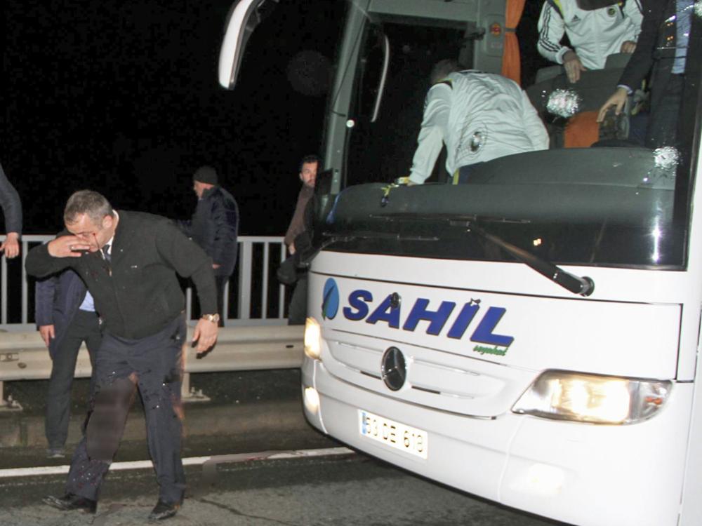 Mutmaßliche Attentäter auf Fenerbahce-Bus freigelassen