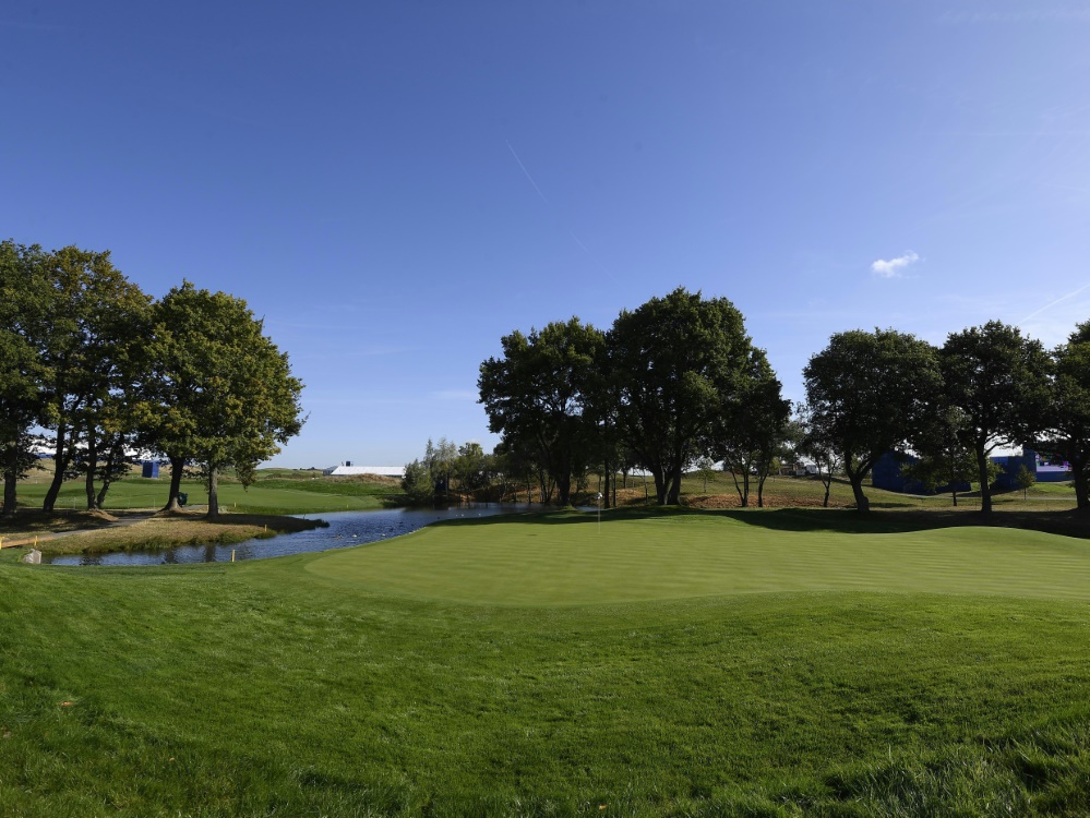 Das Golfturnier wird ohne Zuschauer ausgetragen Das Golfturnier wird ohne Zuschauer ausgetragen