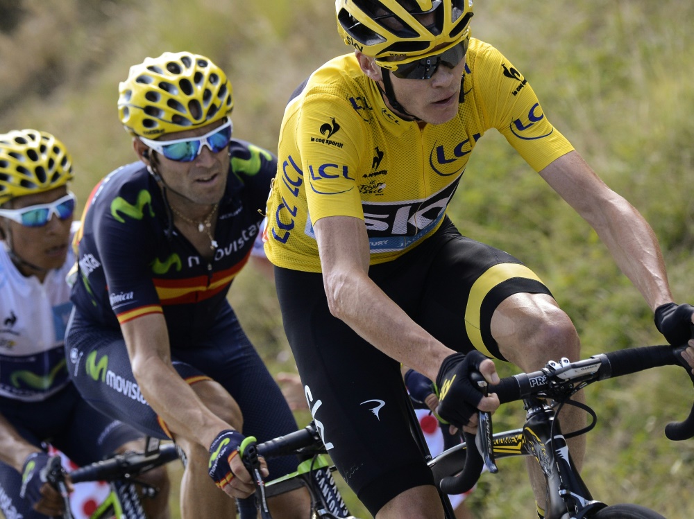 Chris Froome (r.) will sein Gelbes Trikot verteidigen