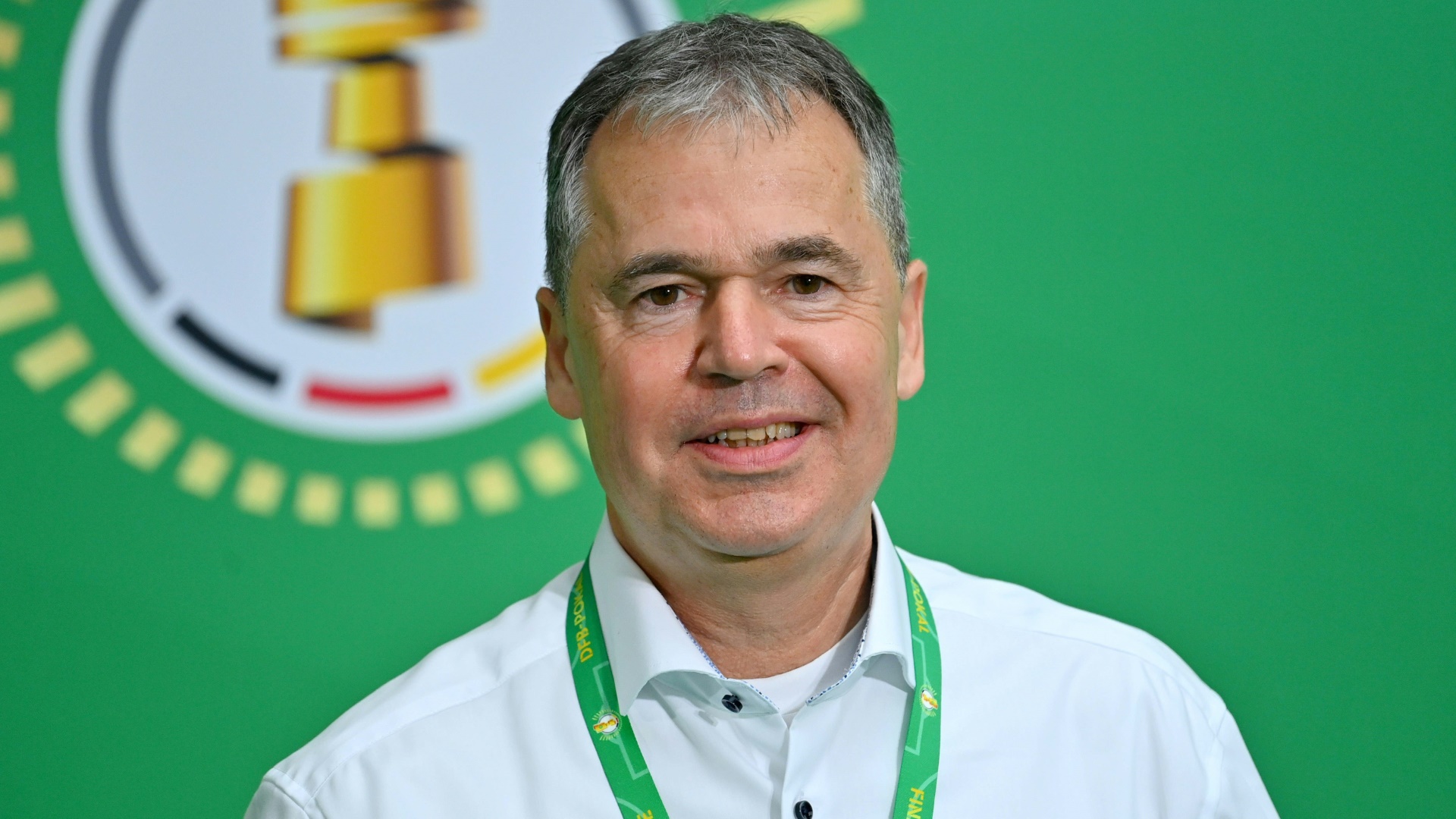 DFB-Geschäftsführer Andreas Rettig hofft auf eine erfolgreiche EM DFB-Geschäftsführer Andreas Rettig hofft auf eine erfolgreiche EM