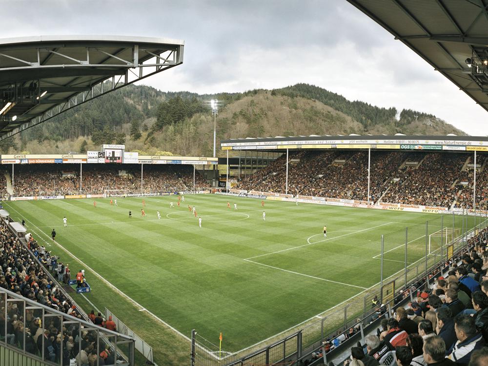 Neuer Rasen für den SC Freiburg