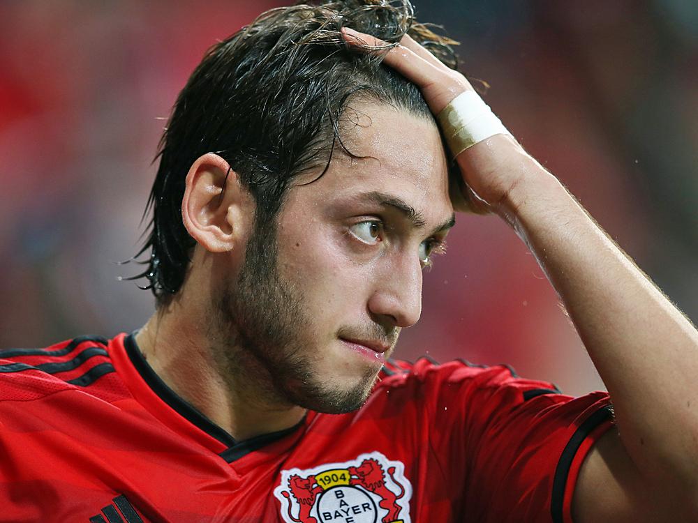 Hakan Calhanoglu spielt nicht für die Türkei gegen Tschechien Hakan Calhanoglu spielt nicht für die Türkei gegen Tschechien