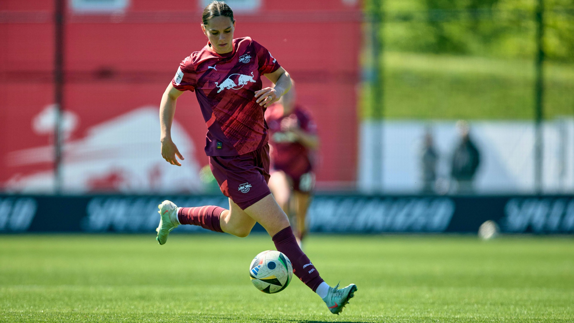 RB-Frauen-vs-FCB-in-der-Red-Bull-Arena