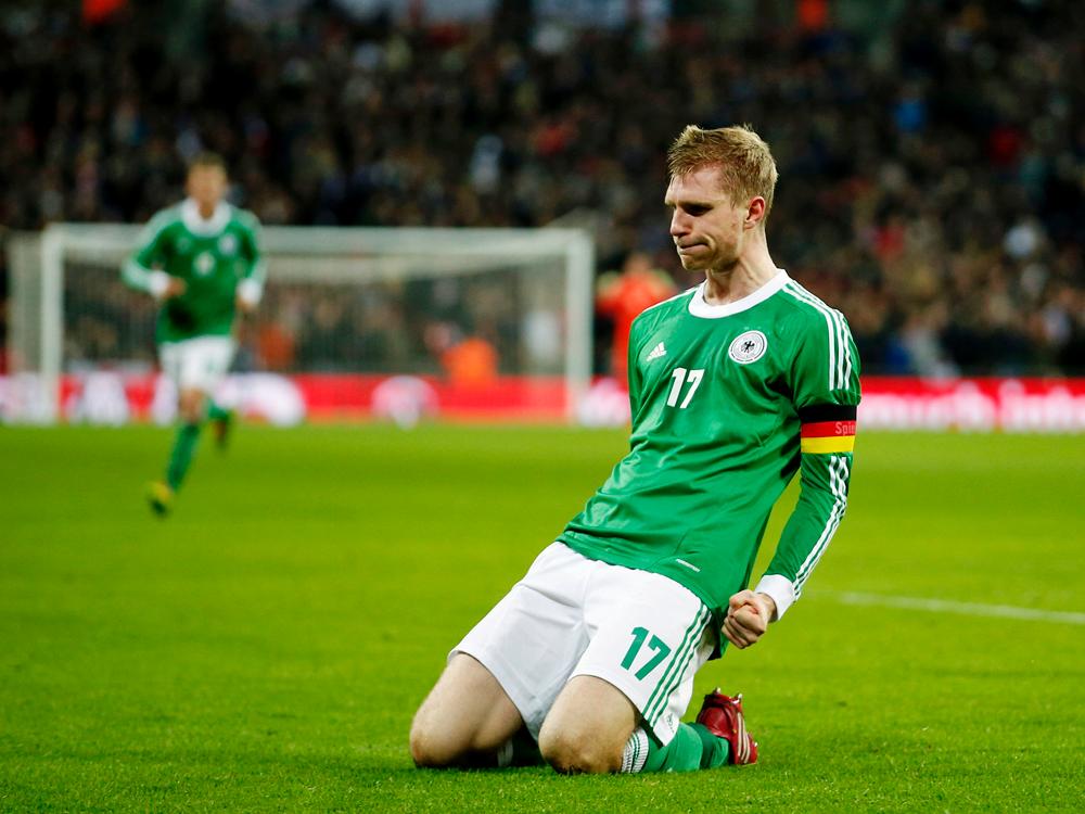 Mertesacker blickt mit Zuversicht auf die WM Mertesacker blickt mit Zuversicht auf die WM