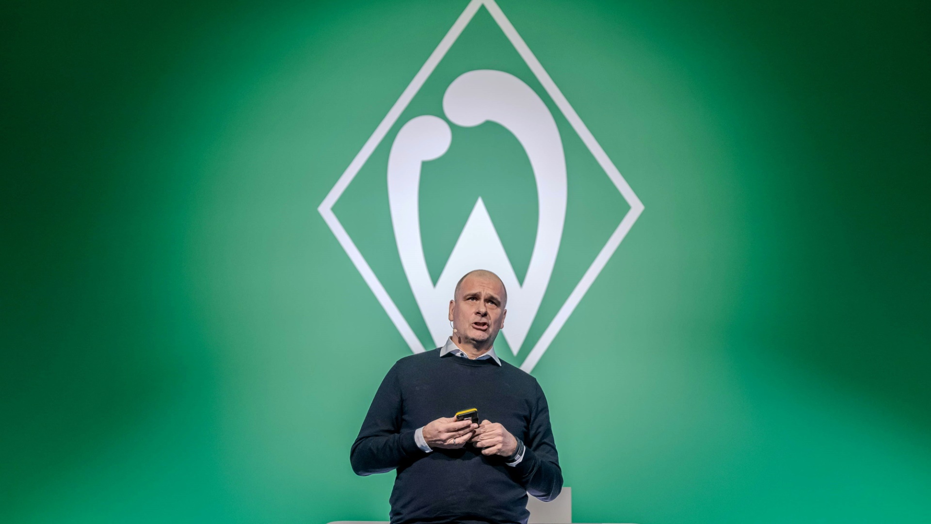 Werder-Boss Filbry verkündet ein dickes Minus Werder-Boss Filbry verkündet ein dickes Minus