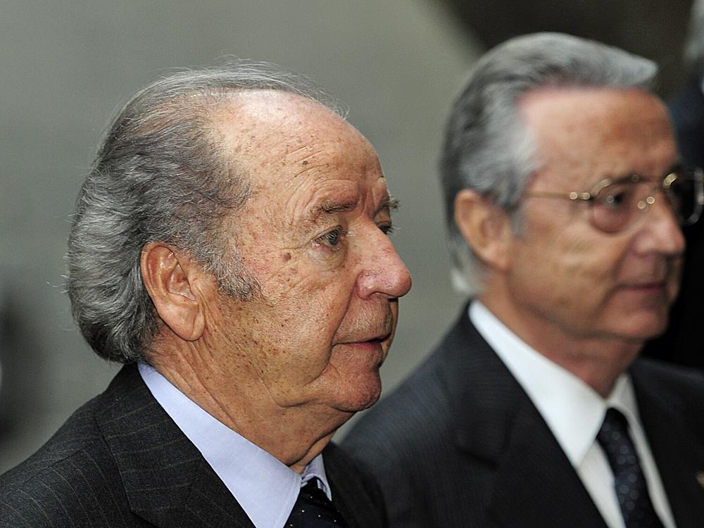 Josep Lluís Núñez (links) droht eine Gefängnisstrafe