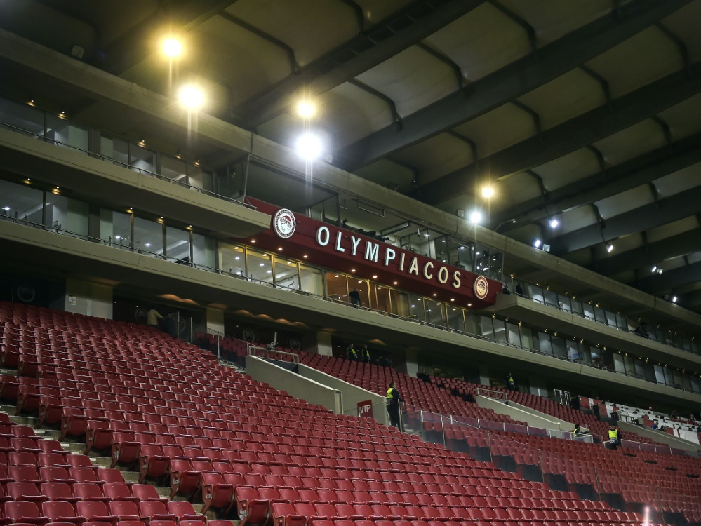 Olympiakos-Fans verletzen die Regeln