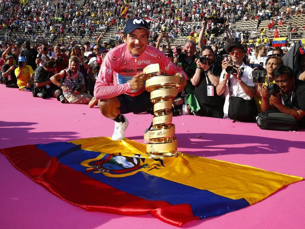 Richard Carapaz gewann als erster Ecuadorianer den Giro Richard Carapaz gewann als erster Ecuadorianer den Giro