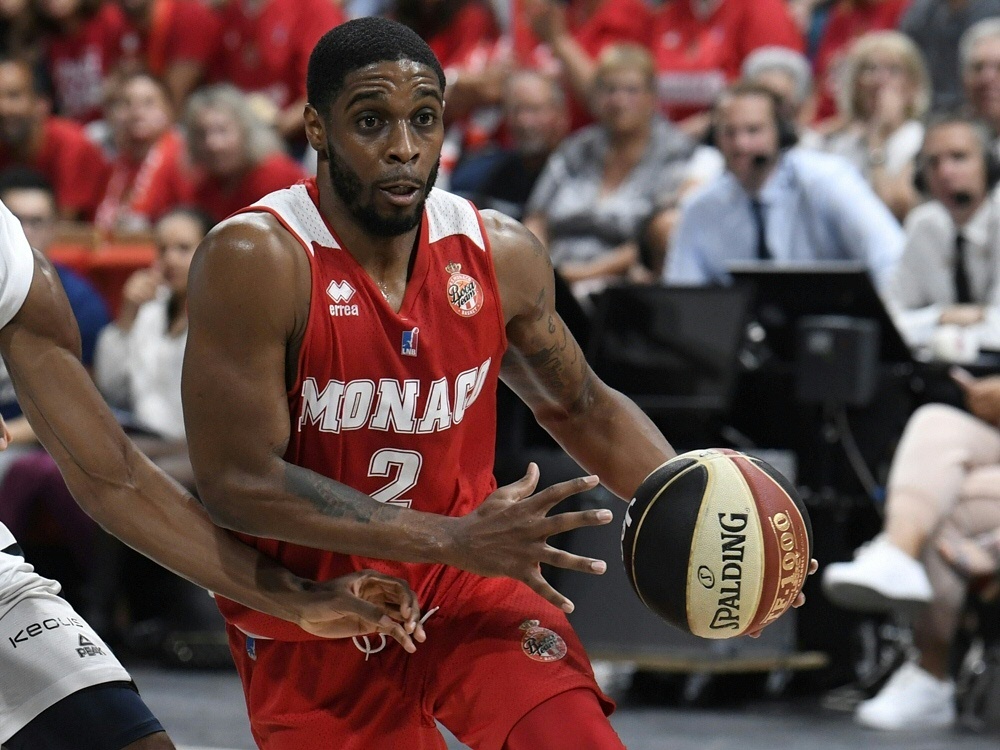 Bayreuth holt Point Guard Lazeric Jones Bayreuth holt Point Guard Lazeric Jones
