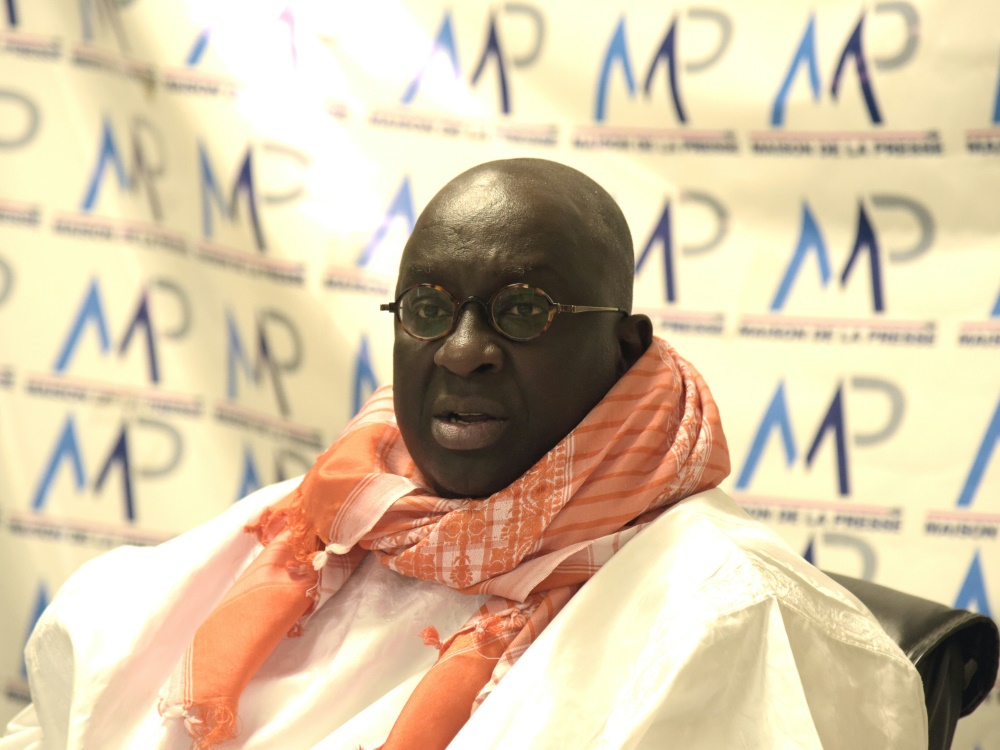 Papa Massata Diack soll über 300.000 Euro erhalten haben Papa Massata Diack soll über 300.000 Euro erhalten haben