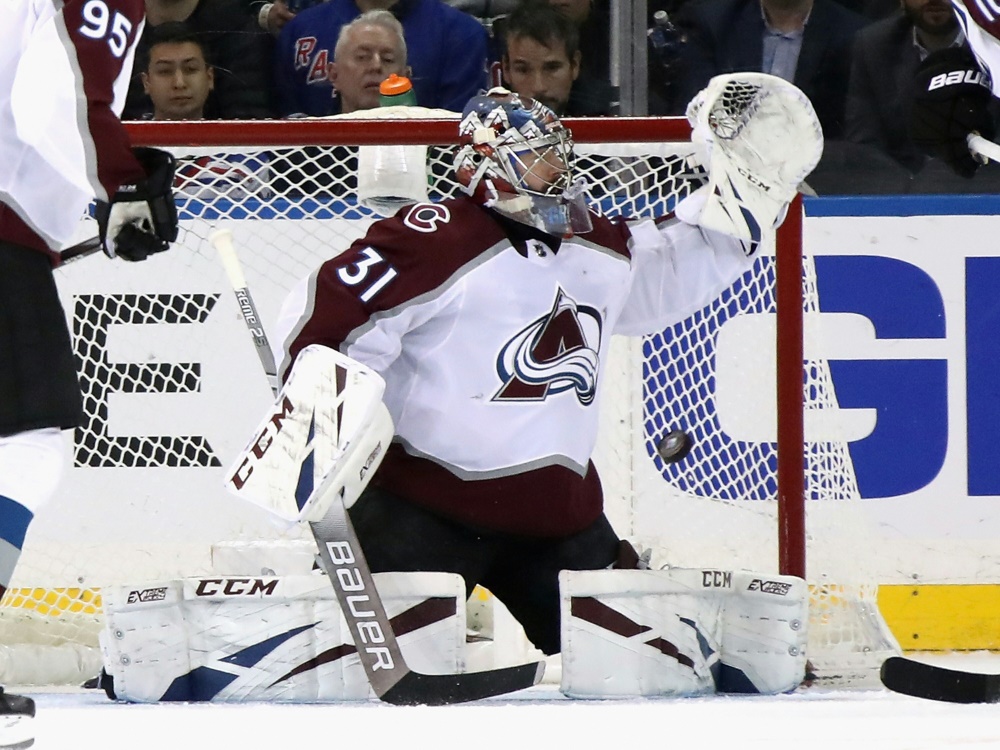 Philipp Grubauer steht im Tor der Colorado Avalanche Philipp Grubauer steht im Tor der Colorado Avalanche