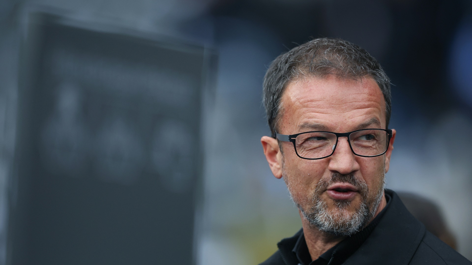 Fredi Bobic schätzt die Chancen des VfB Stuttgart realistisch ein
