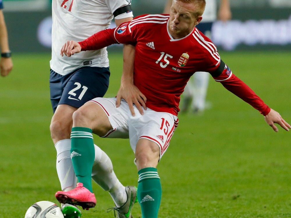 Kleinheisler trainiert einige Tage mit Werder Bremen Kleinheisler trainiert einige Tage mit Werder Bremen