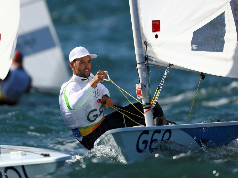 Philipp Buhl landet bei der Laser-WM auf Platz neun Philipp Buhl landet bei der Laser-WM auf Platz neun