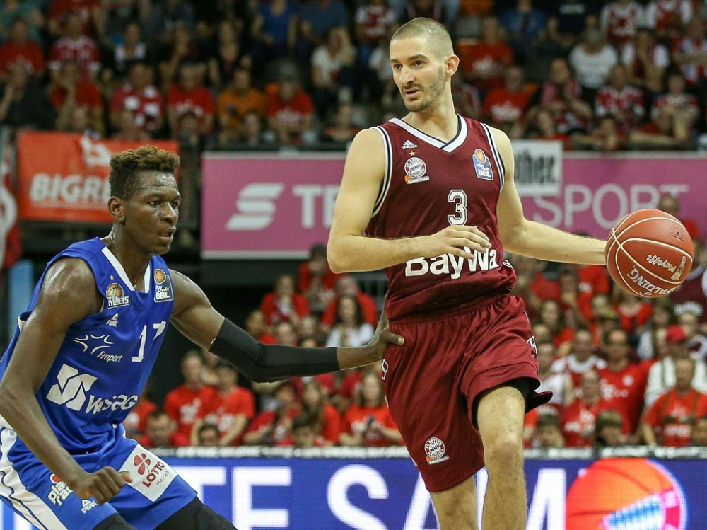 Isaac Bonga (l.) ist für den NBA-Draft gemeldet Isaac Bonga (l.) ist für den NBA-Draft gemeldet