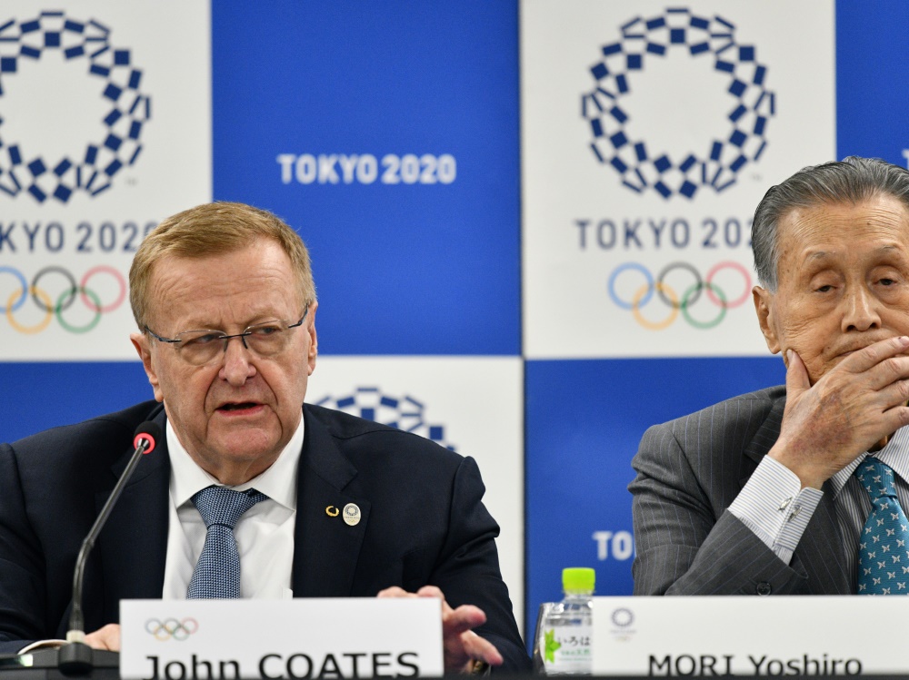 IOC-Vize Coates (l.) sieht Chancen für Japans Wirtschaft IOC-Vize Coates (l.) sieht Chancen für Japans Wirtschaft