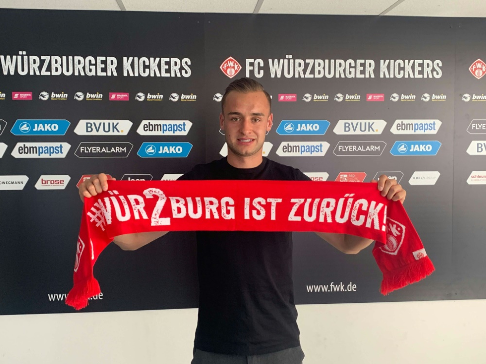 Kopacz é do VfB Stuttgart, promovido pela Bundesliga