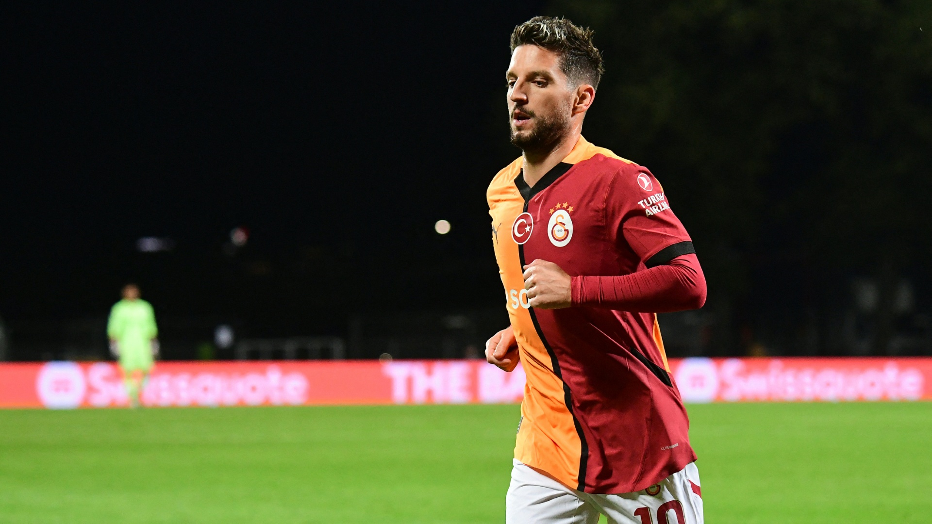 Mertens trug zuletzt das Trikot von Galatasaray Mertens trug zuletzt das Trikot von Galatasaray