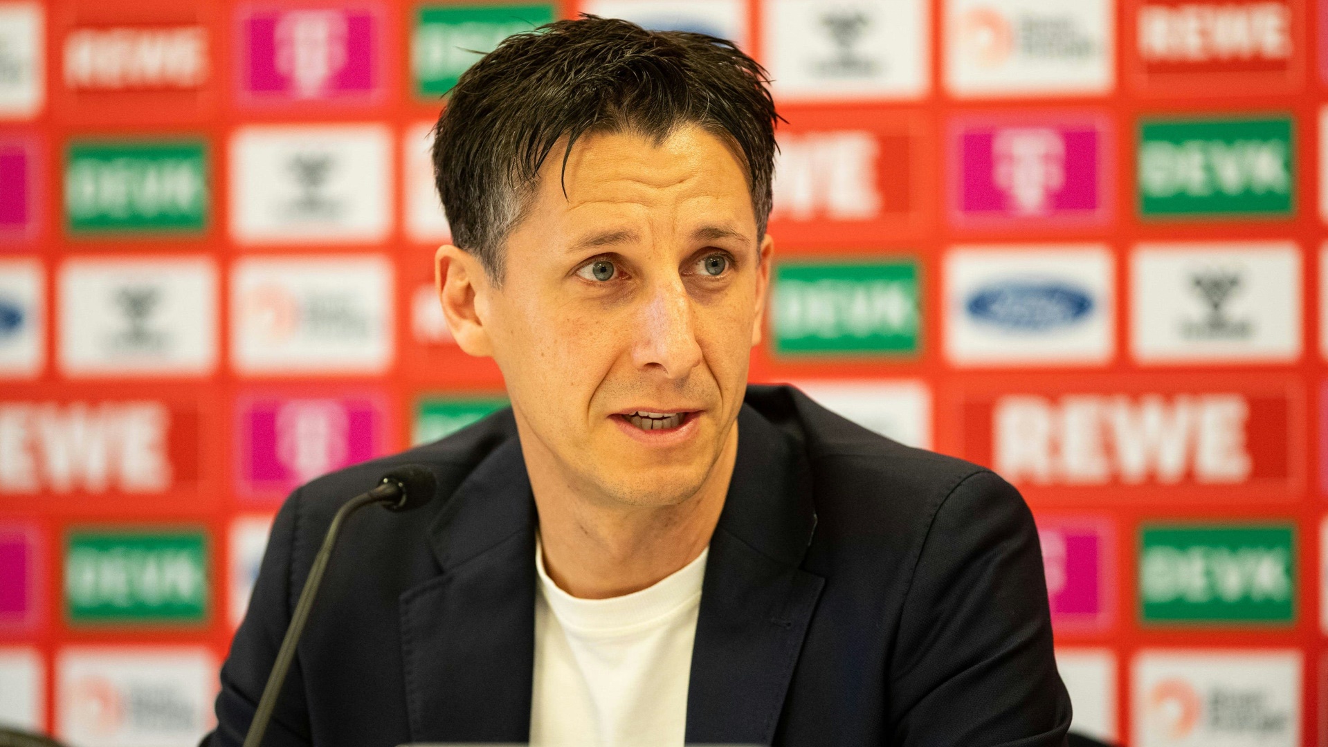 Christian Keller sucht den neuen Trainer für den 1. FC Köln