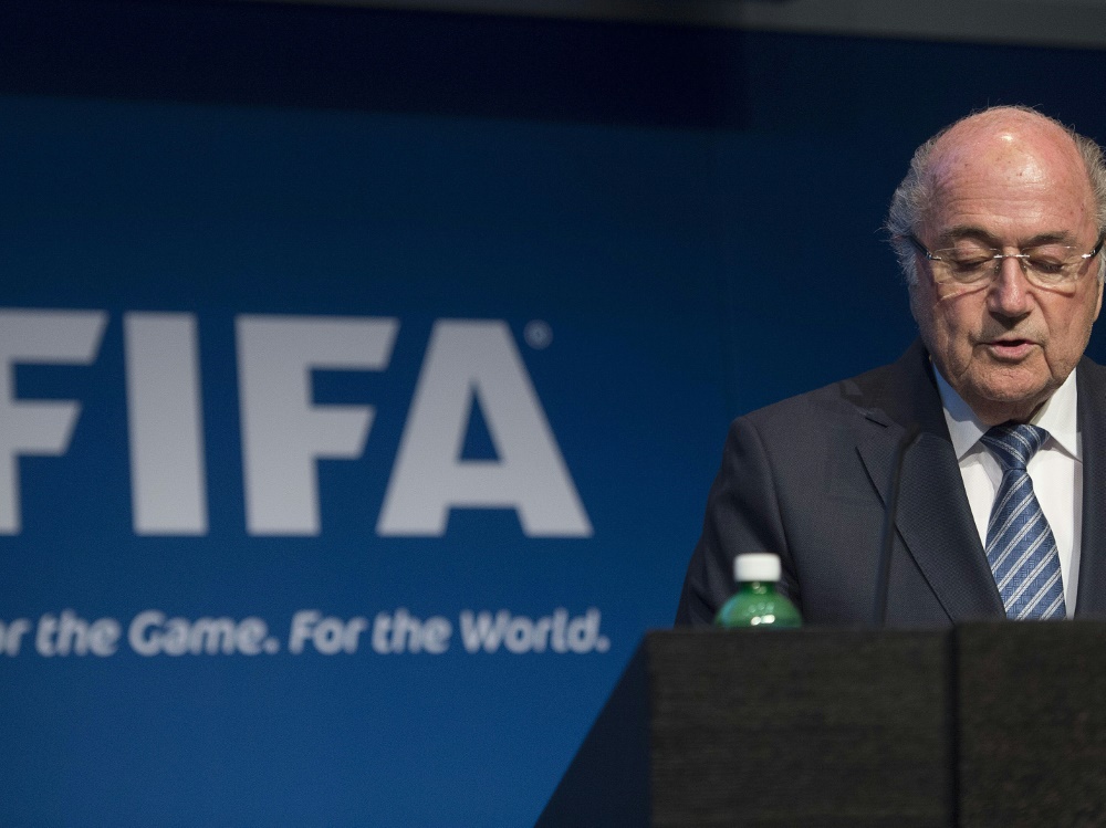 Joseph S. Blatter verzichtet vorerst auf Auslandsreisen