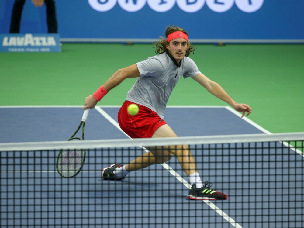Tsitsipas trifft im Finale auf de Minaur Tsitsipas trifft im Finale auf de Minaur