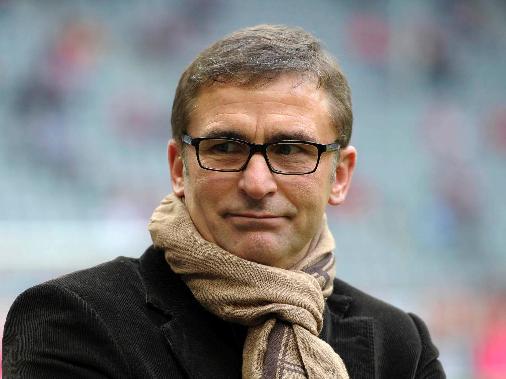 Stefan Kuntz fordert Heimrecht für unterklassige Klubs Stefan Kuntz fordert Heimrecht für unterklassige Klubs