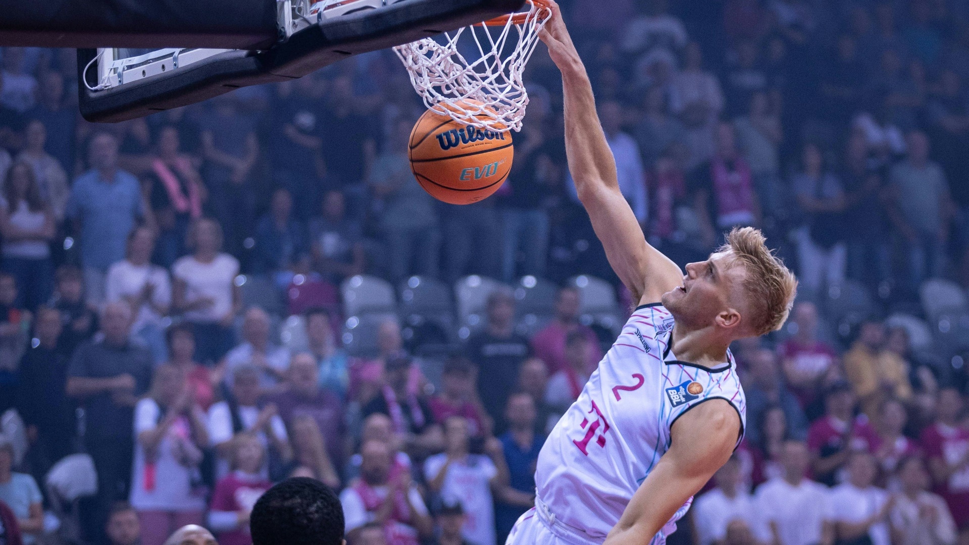 Basketball Telekom Baskets Bonn nach Kantersieg im Finale