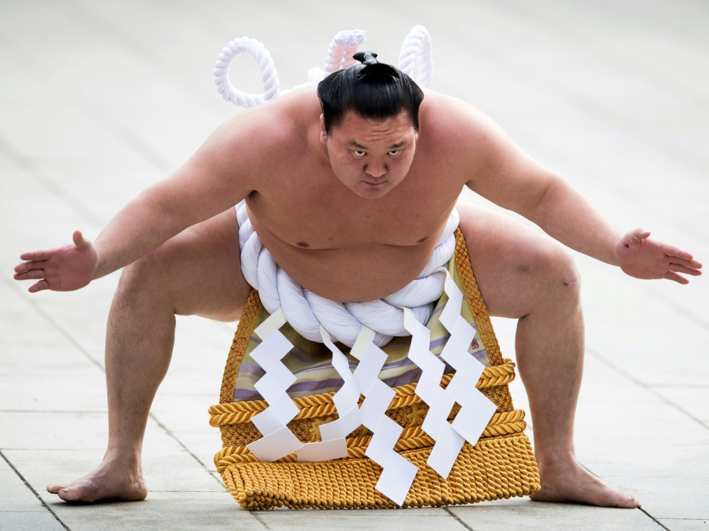 Sumo-Star Hakuho mit Corona-Virus infiziert Sumo-Star Hakuho mit Corona-Virus infiziert