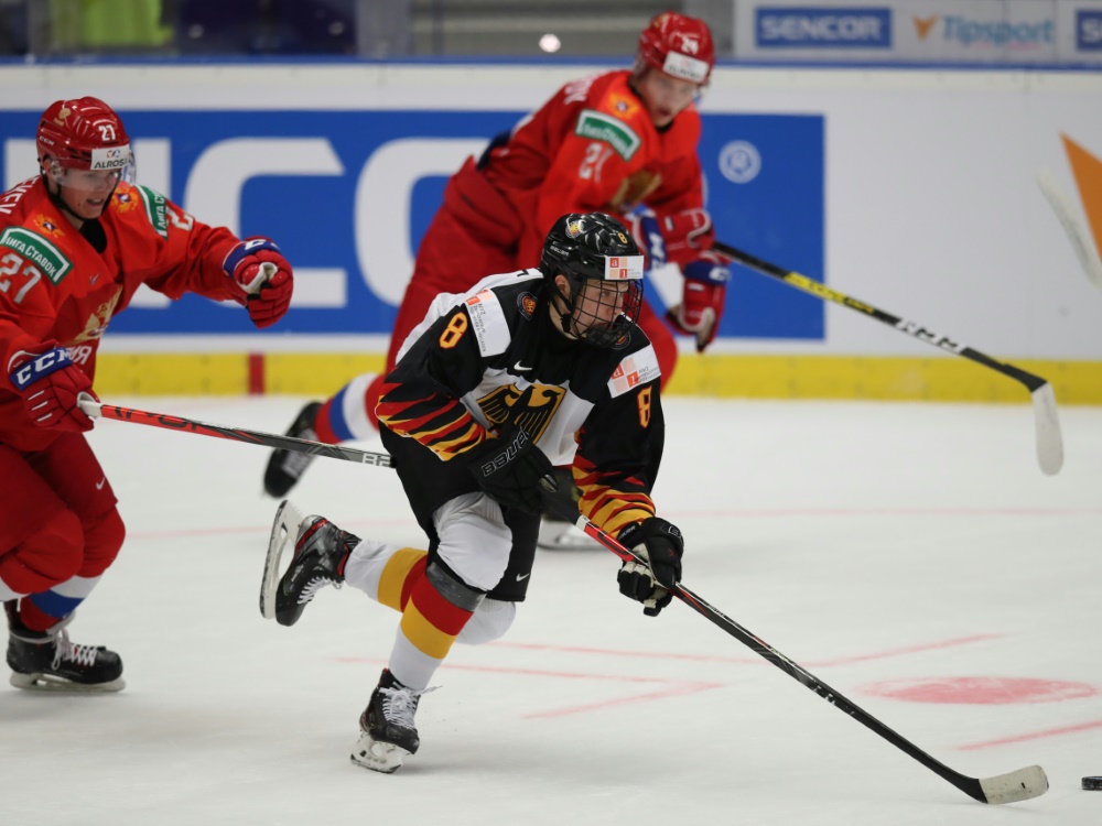 U-Nationalspieler Tim Stützle gilt als großes Talent U-Nationalspieler Tim Stützle gilt als großes Talent