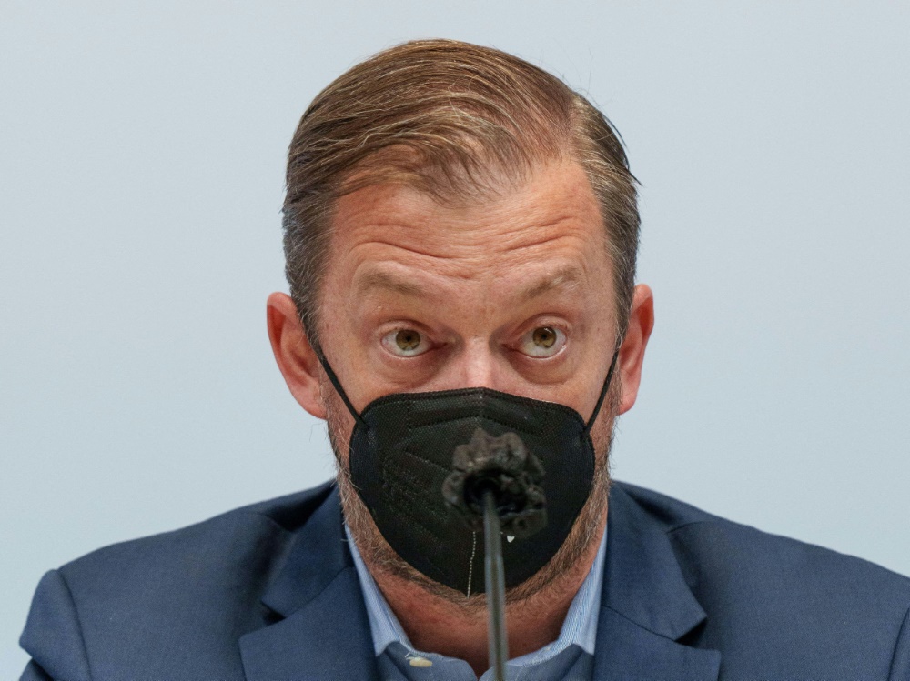 Andrew Parson verneigt sich vor ukrainischem Team