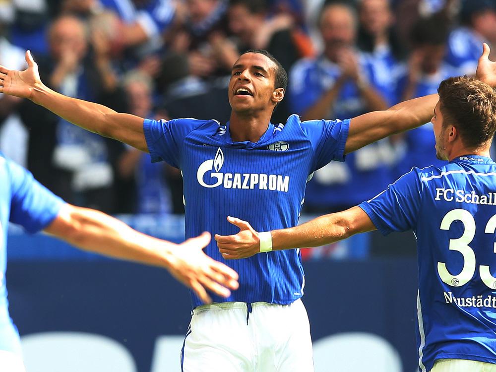 Joel Matip erzielt das 1:0 für Schalke 04