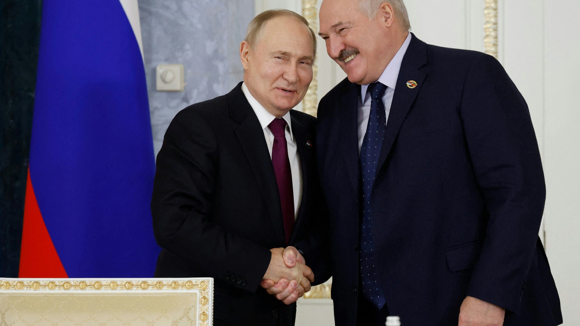 Lukaschenko und Putin sind enge Verbündete