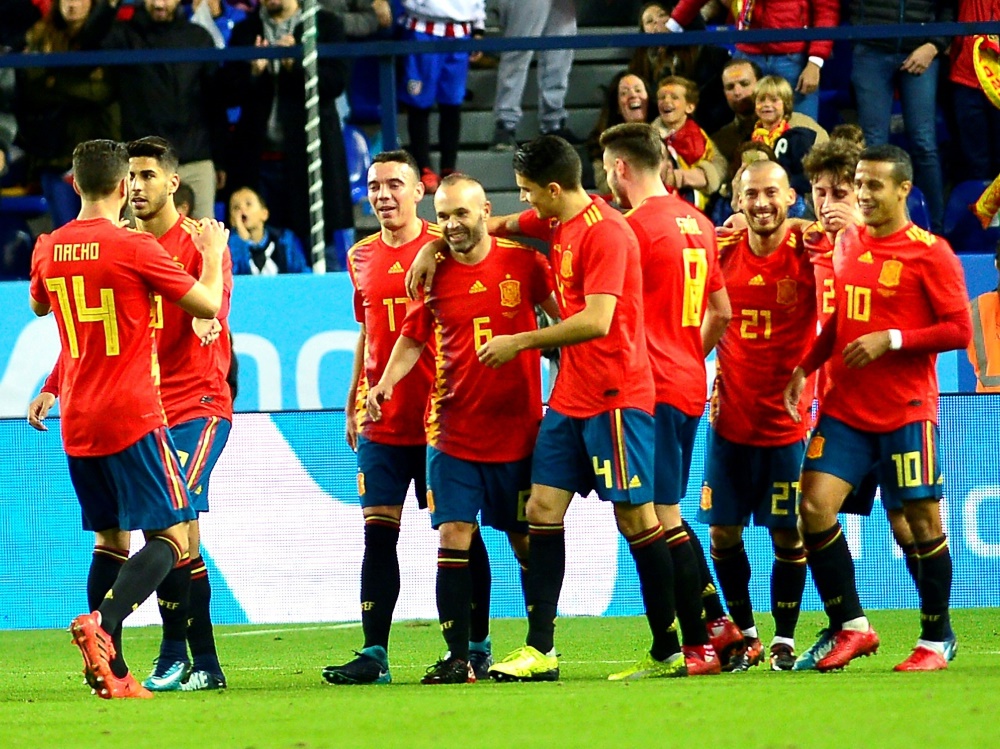 Spanien schlägt Costa Rica souverän mit 5:0