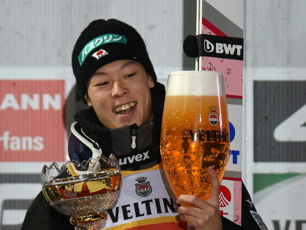Ryoyu Kobayashi gewann das Auftaktspringen in Oberstdorf Ryoyu Kobayashi gewann das Auftaktspringen in Oberstdorf