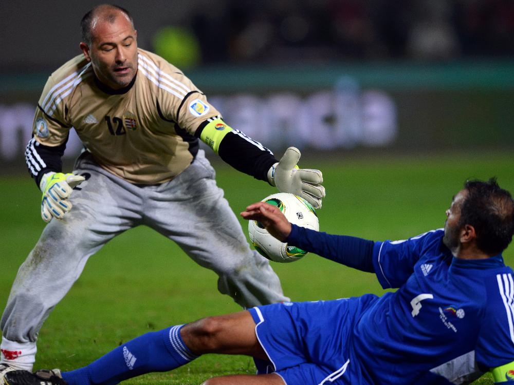 1860 München verlängert mit Torwart Kiraly (l.) 1860 München verlängert mit Torwart Kiraly (l.)
