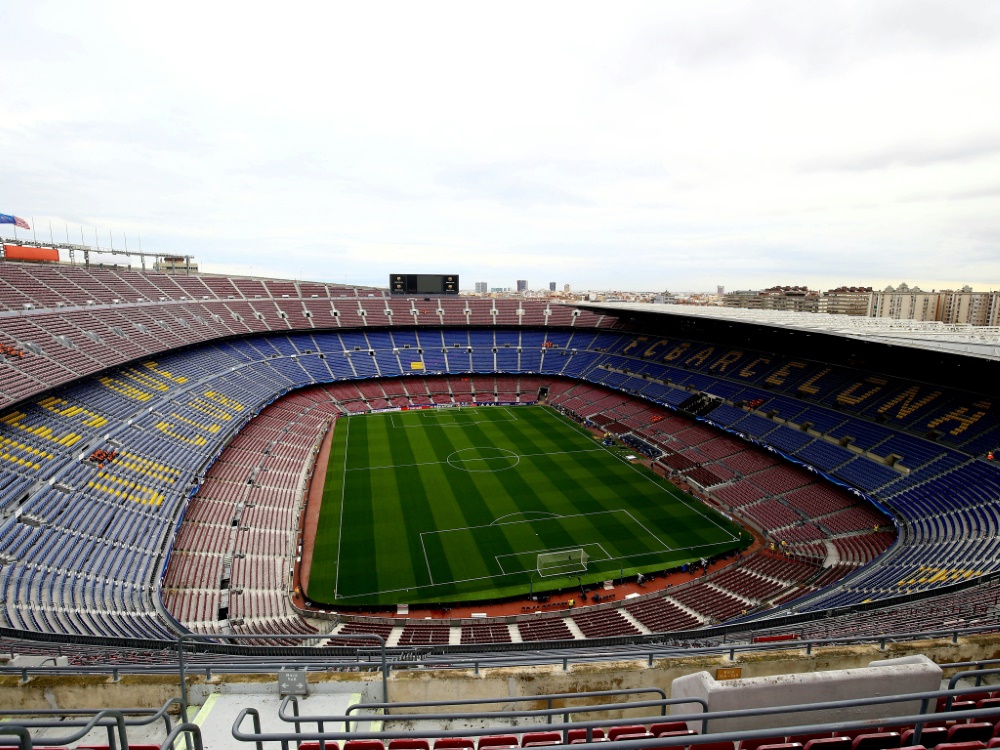 Das Camp Nou soll komplett überdacht werden