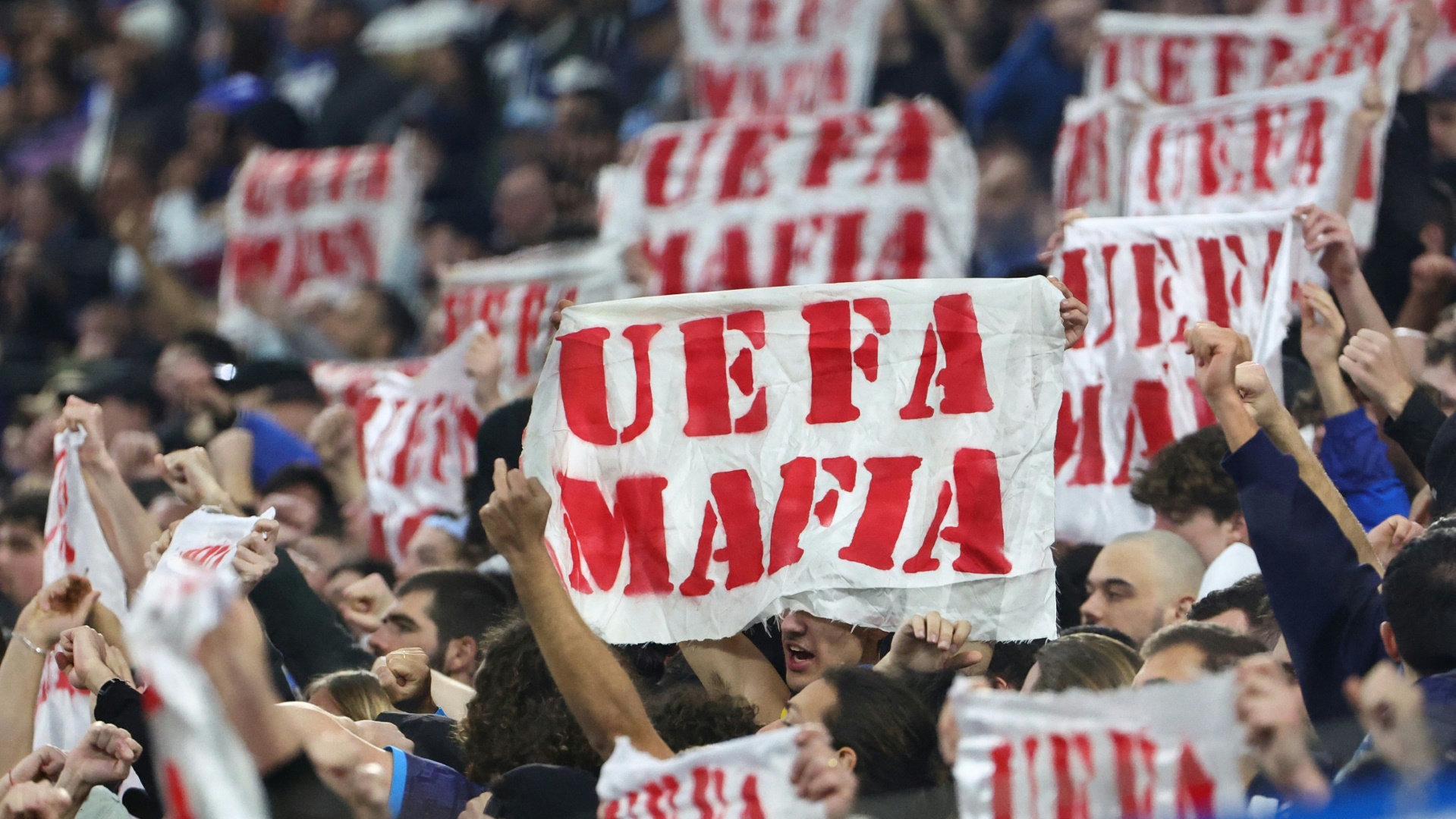 Auch in Marseille hieß es kürzlich: "UEFA Mafia"